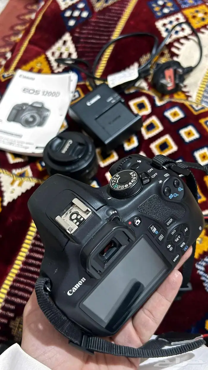 كاميرا كانون D1200 2