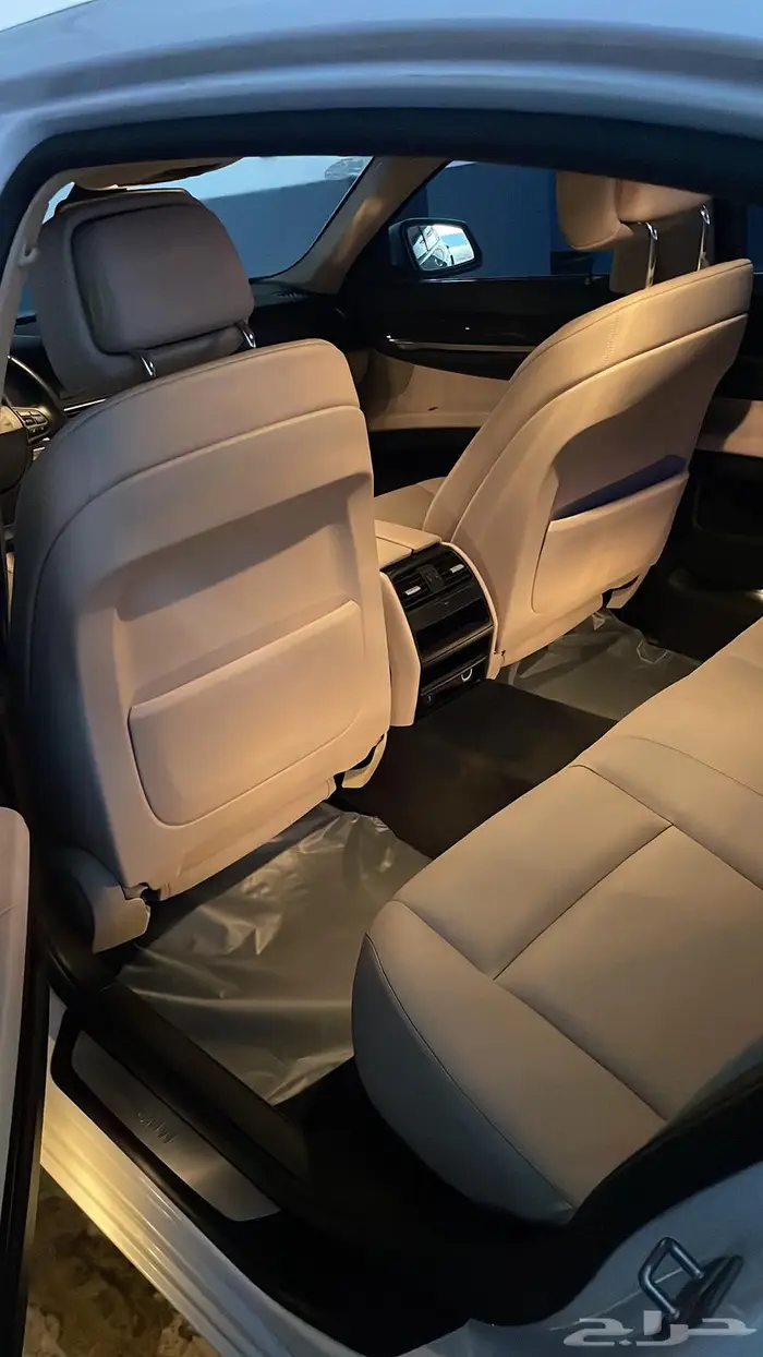 بي إم دبليو سيفن سيريز 2012 مخزنBMW 7-series 13