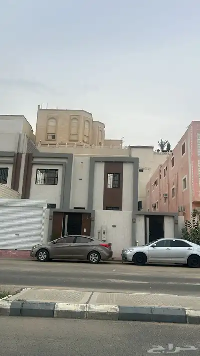 فيلا للبيع بحي الوسام بالطائف 0