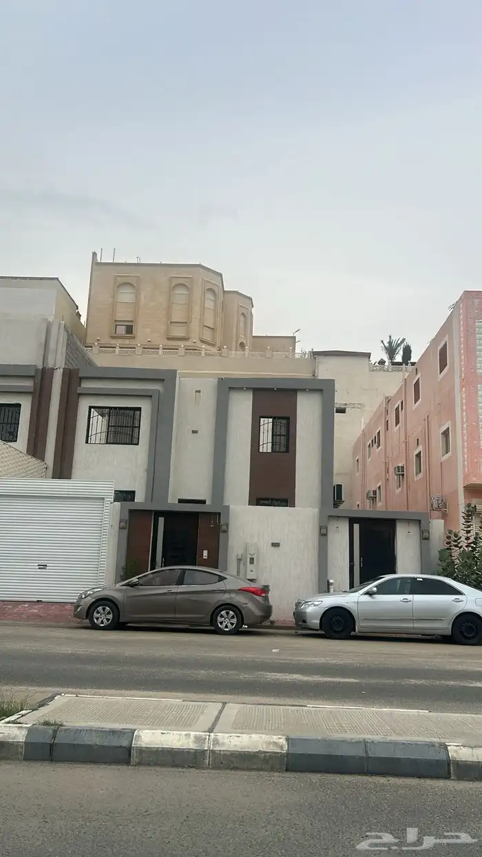 فيلا للبيع بحي الوسام بالطائف 0