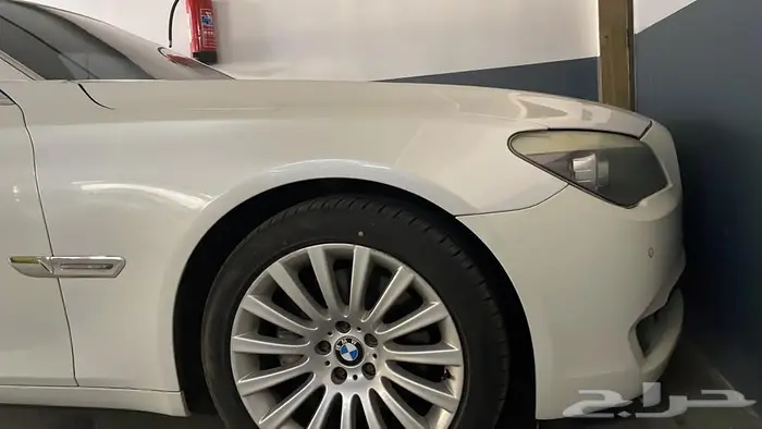 بي إم دبليو سيفن سيريز 2012 مخزنBMW 7-series 30