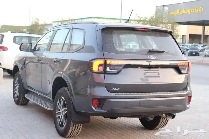فورد ايفرست xlt 11