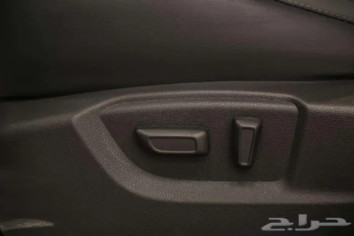 ميتسوبيشي اكليبس كروس GLS - HL موديل 2025 خصم خاص 8