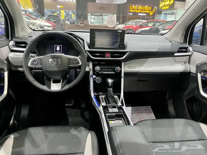 تويوتا فيلوز 2025 GLX 5