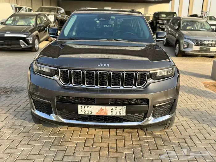 جيب شروكي موديل2022ممش 71000 0