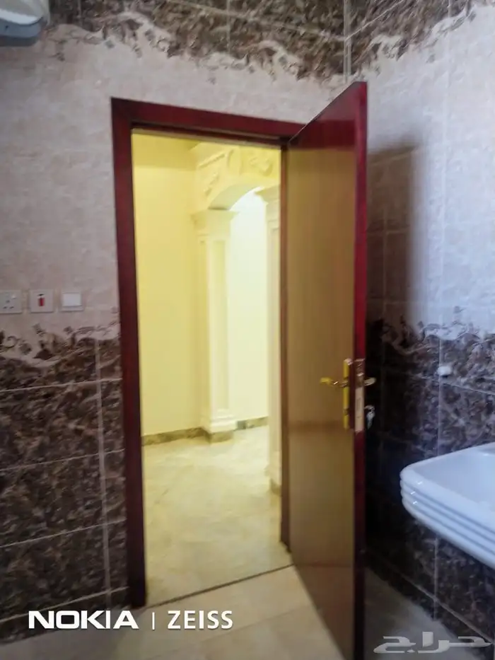 شقة للايجار 4 غرف ظهرة لبن 3500 شهري 15