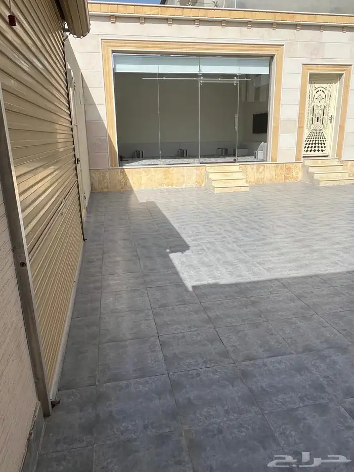 للبيع فيلا بحي الرحبه طريق السيل 18