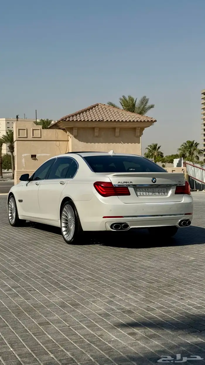 BMW البينا 2015 قمة فالنظافة 10