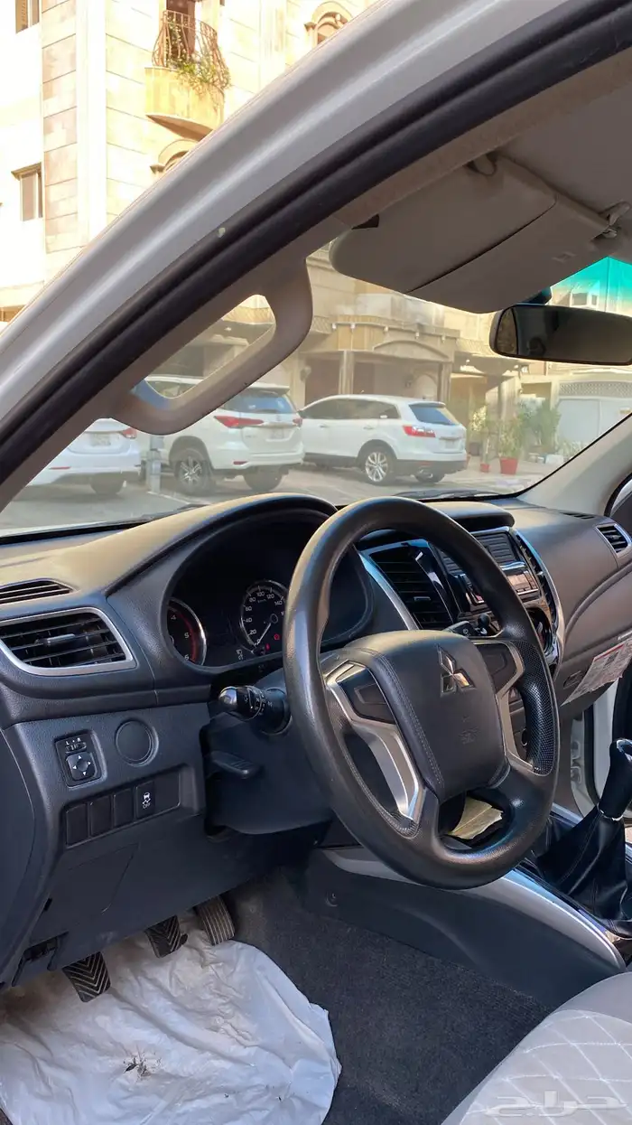 وانيت مستوبيشي L200 للبيع 0