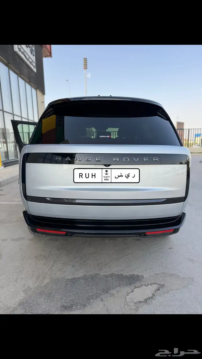 رنج روفر فوج 23 وارد كندا بضمان الناغي 1