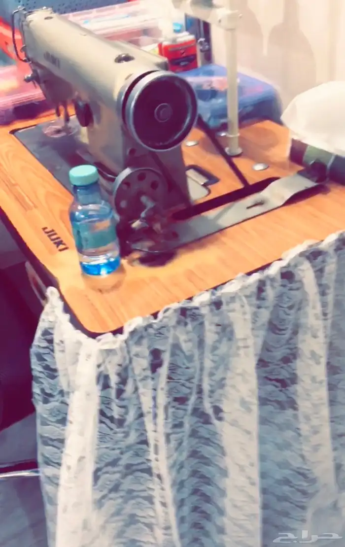 للبيع مكينه خياطه جاكي ياباني 0