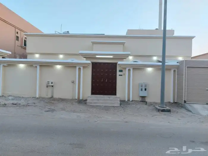 بيت دور للبيع في النعيرية 0
