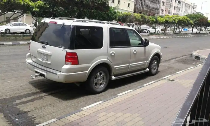 فورداكسبديشن موديل 2005نظيف علا يدي من الوكاله مكيف ثلاجه 3