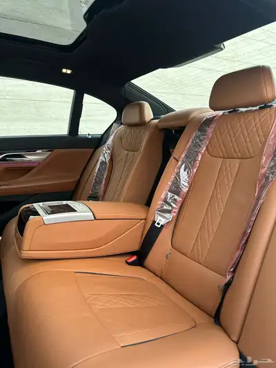 بي ام دبليو 2020 BMW 730Li Kit-M - بحالة الوكالة 13