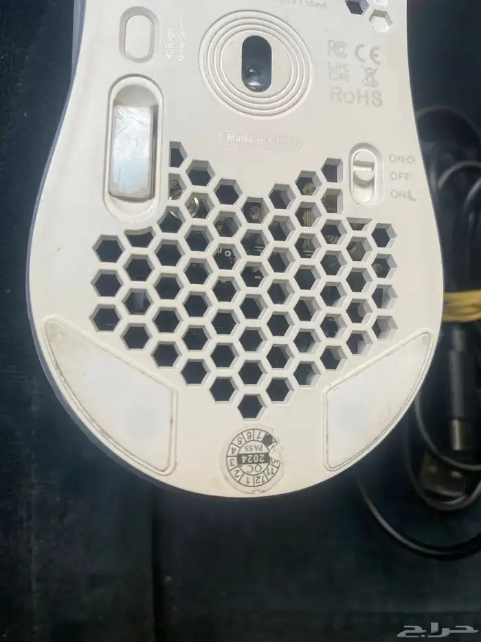 ماوس نضيف ما استخدمه الى نادرن با 40 3