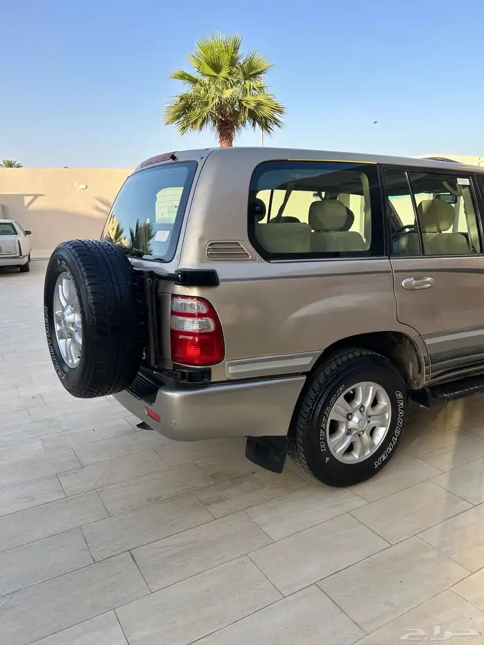 (تم البيع) فكسار 2003 بريمي فل كامل (ذهبي) 9