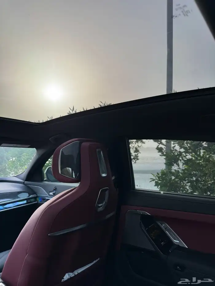 2024 BMW 740i 12