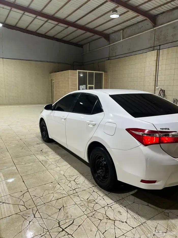 كورولا 2015 للبيع 2