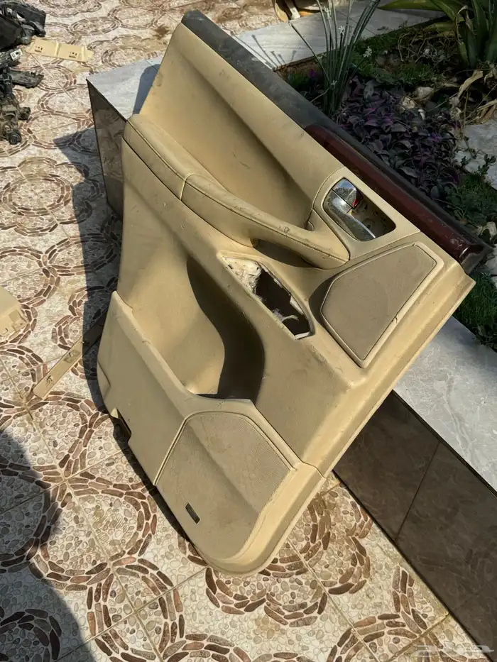 قطع داخلية جيب لكزس ديكورات وغيرها . 9
