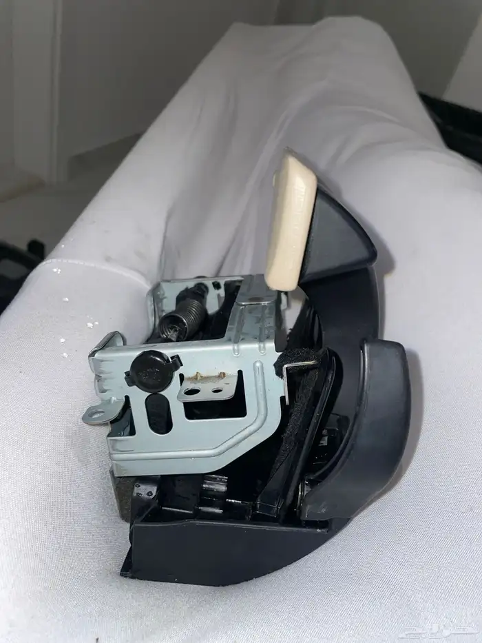 حامل اكواب لكزس es330 للبيع بجده 2