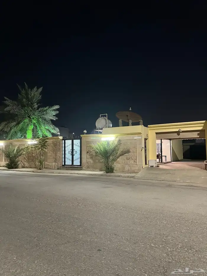 استراحة مؤثثه بالشراع للايجار 1