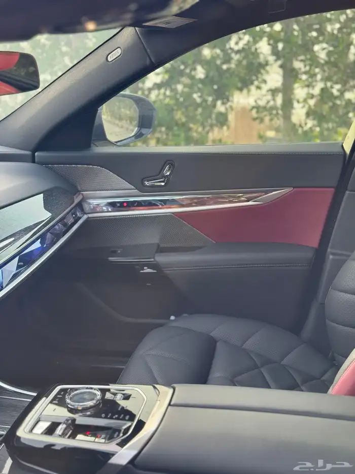 2024 BMW 740i 29