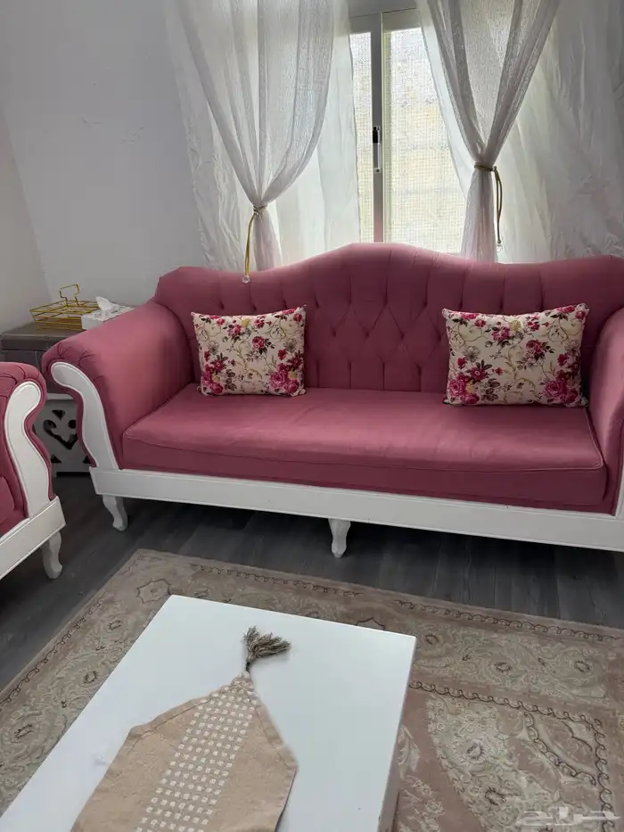 كنب مجلس للبيع كامل اغراضه 2