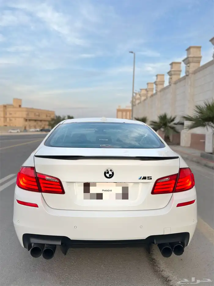 بي ام دبليو M5 الفئة الخامسة 2013 بحالة الوكالة ( تم البيع ) 7