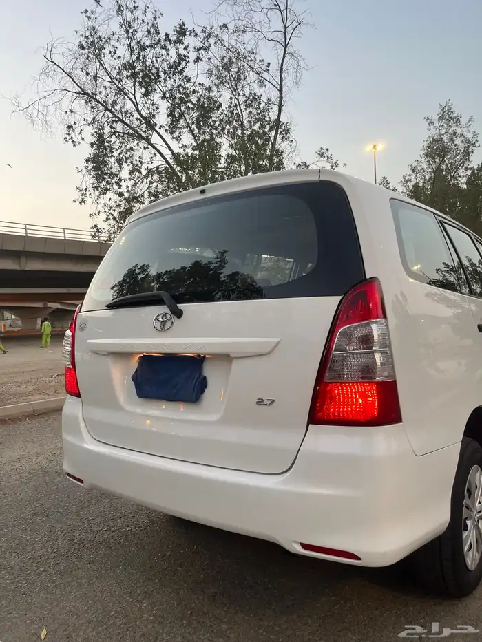 انوفا 2015 قير تماتيك شبه الجديد 11