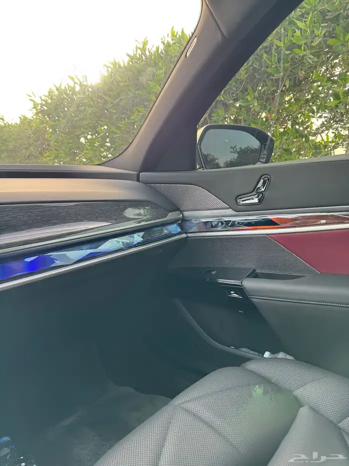 2024 BMW 740i 18