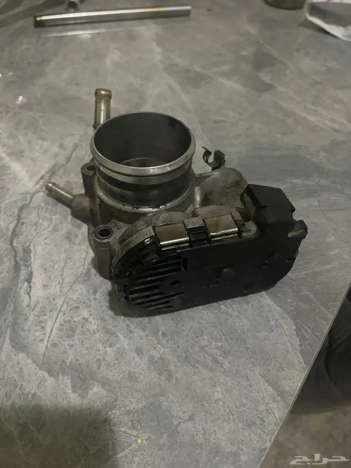 قطع غيار كيا سيراتو 2012   نظيفة وبحالة ممتازة 1