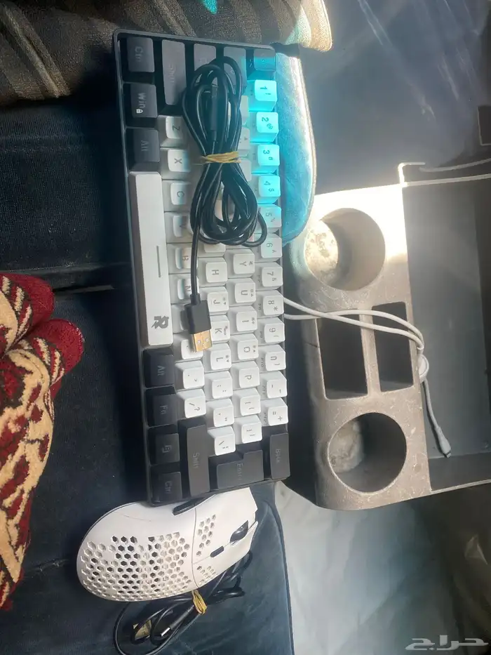 ماوس نضيف ما استخدمه الى نادرن با 40 0