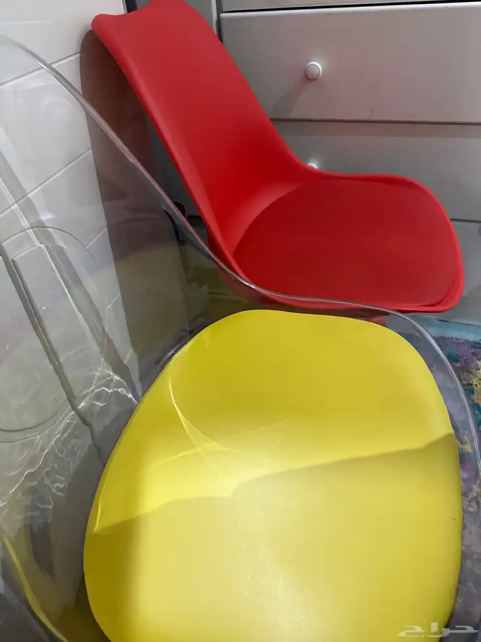 كراسي مكتب نظيفه غير مستعمله 0