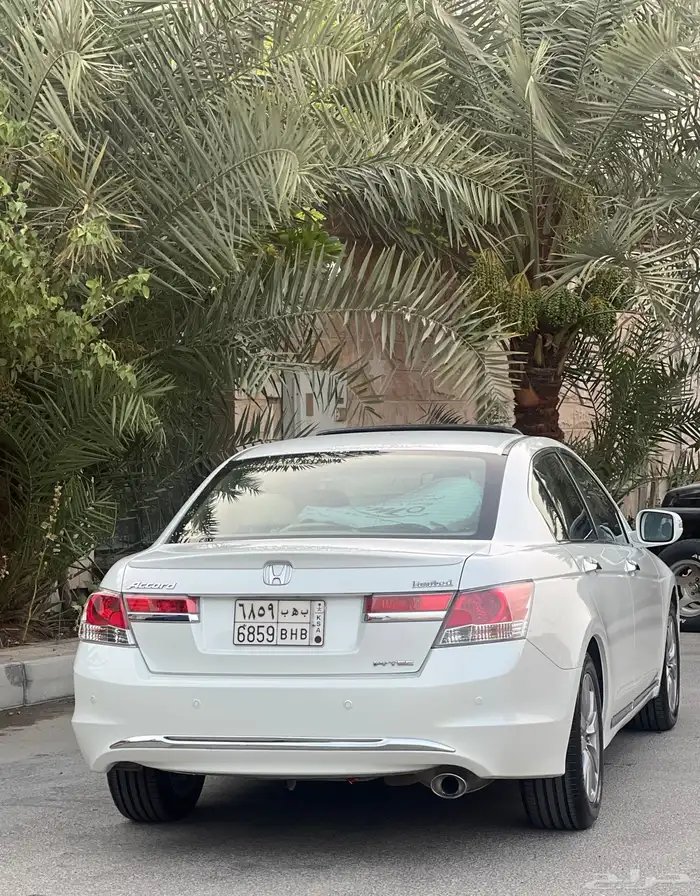 ((مباع)) هوندا اكورد فل كامل 2012 نظيف جدا 8