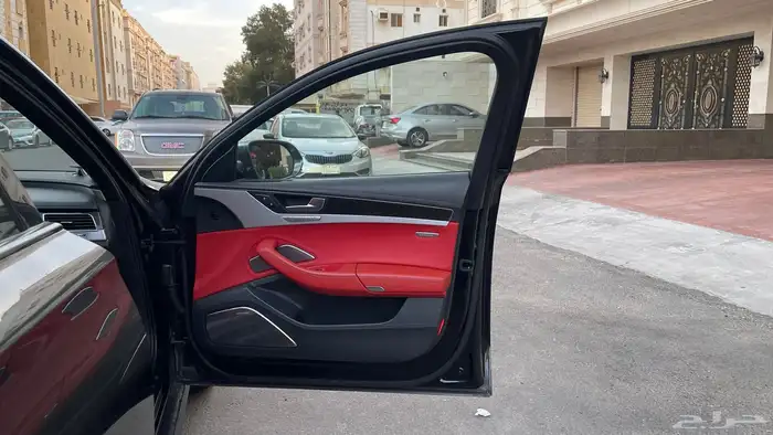 اودي S8 2013 18