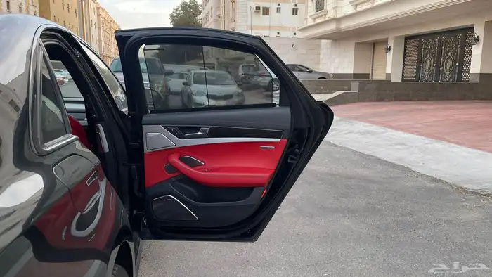 اودي S8 2013 19