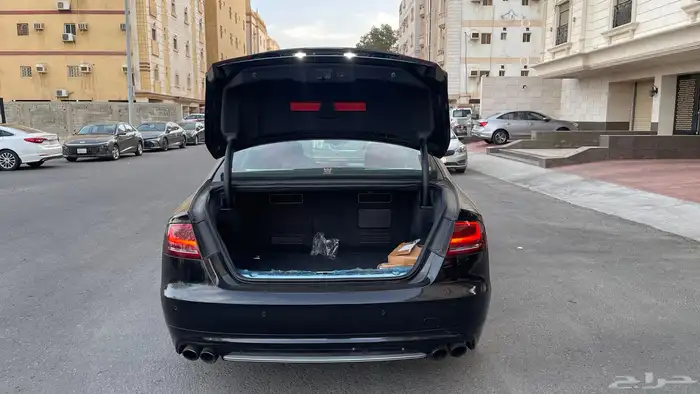 اودي S8 2013 14