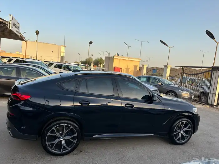 بي ام 2022 x6 فل الفل عداد قليل 40(تم البيع) 7