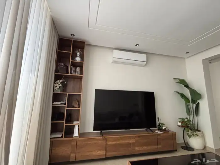 طاولة قهوة ودولاب 0