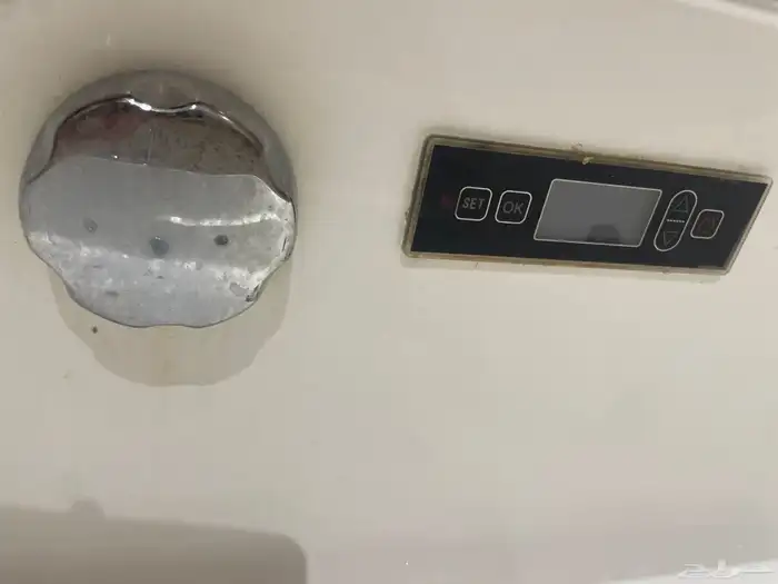 جاكوزي قليل الاستخدام جدييد مكينته جديده ع السوم 3