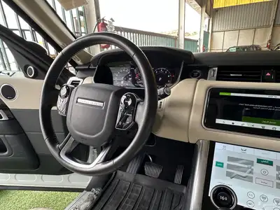 رنج روفر م 2020 sport HSE بحاله الوكاله  بطاقة جمركية 80