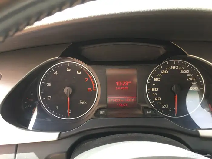 اودي ايه4 سيدان 2011 للبيع Audi A4 Sedan 2011 for sale 8