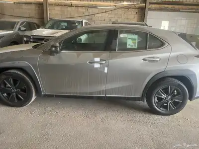 لكزس UX300h موديل 2024 العودة لجميع السيارات 4