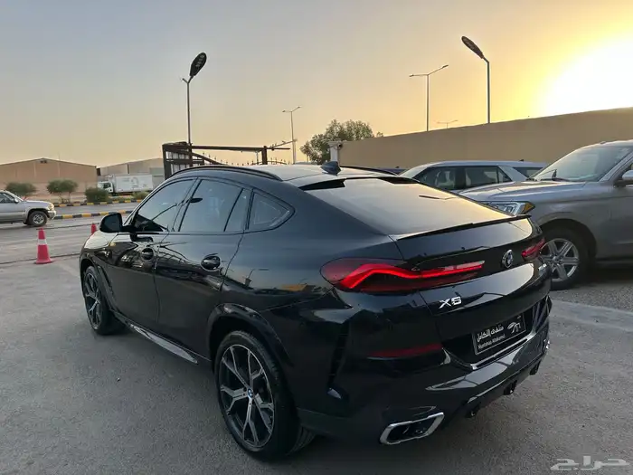 بي ام 2022 x6 فل الفل عداد قليل 40(تم البيع) 9