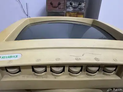 شاشة كمبيوتر قديمة 3
