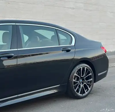 بي ام دبليو 2020 BMW 730Li Kit-M - بحالة الوكالة 4