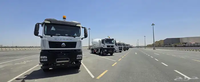 خلاطة خرسانة SITRAK موديل 2023   Liebherr سعة 12 متر مكعب 4