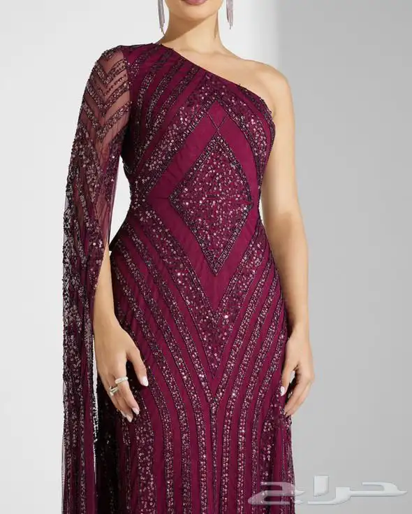 فستان من اوناس 1