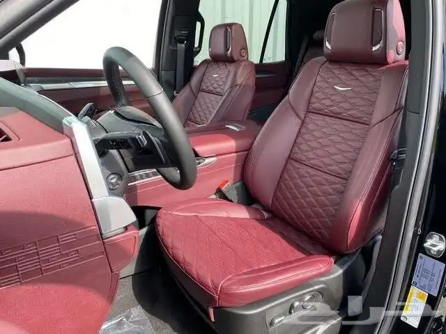 Cadillac Escalade Sport 2025 جديد 6