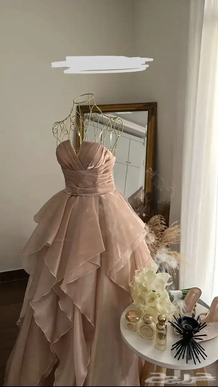 فستان روز قولد 3